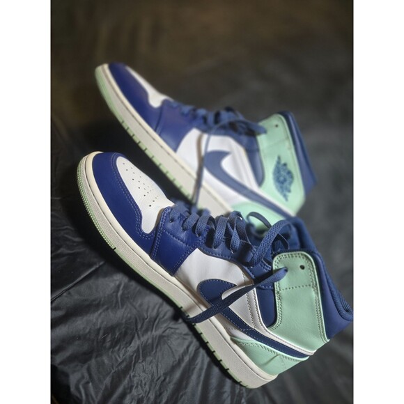 Nike Air Jordan 1 Mid Mystic Navy Mint Foam White 554724 413 Men\'s Size 11 main image 4